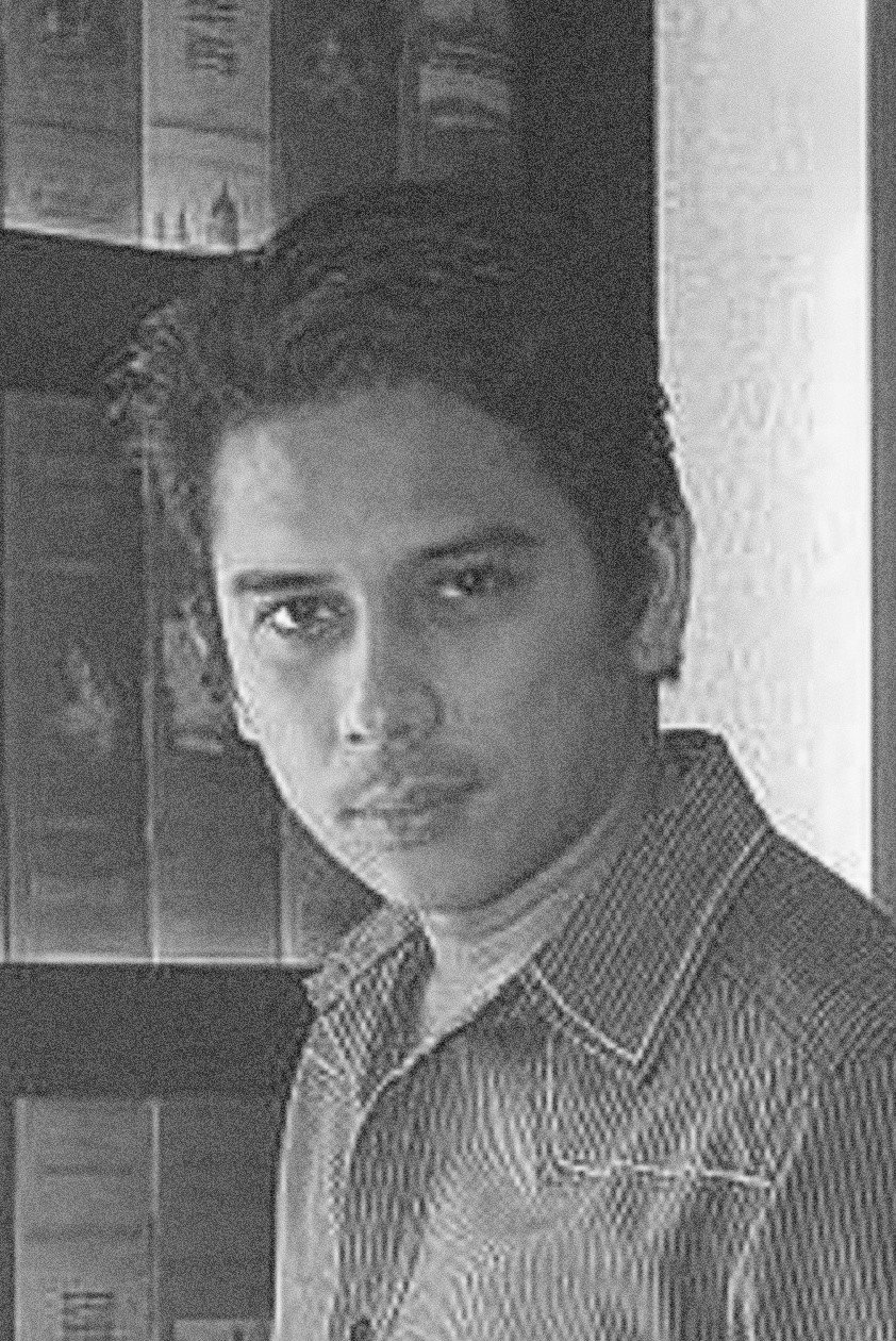 Zul Huzaimy as Abang Zul in Bunga Salju