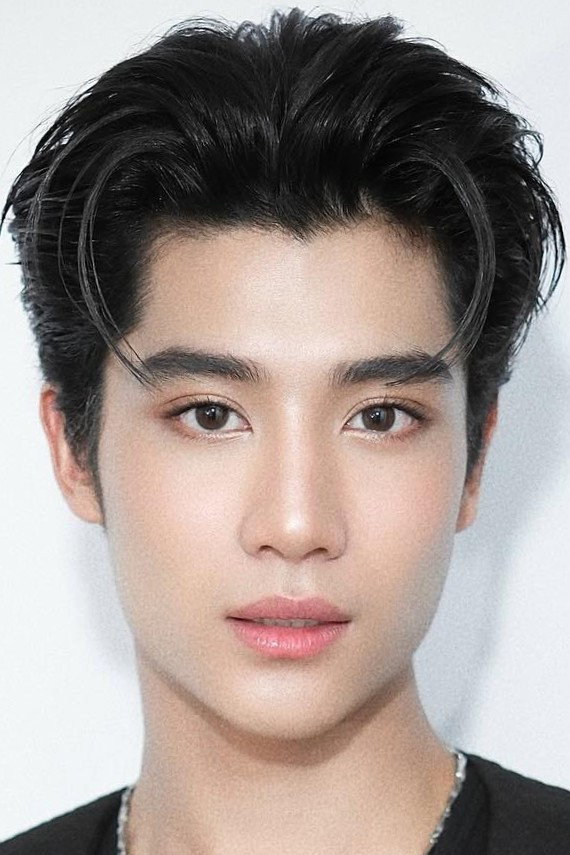 ธีธัช คุ้มเมือง as Sin Siwat Merton in The Cursed Love