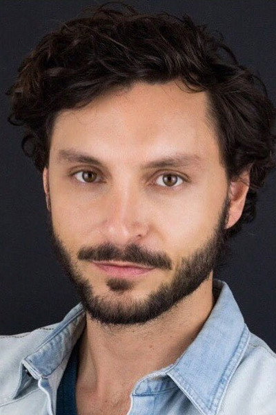 Santiago Meneghello as Ariel Cortinez in Litoral