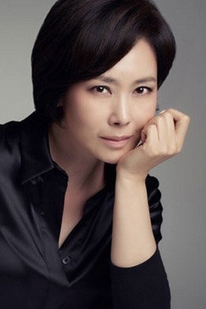 지수원 as Jung Mo Yeon in Vengeance of the Bride