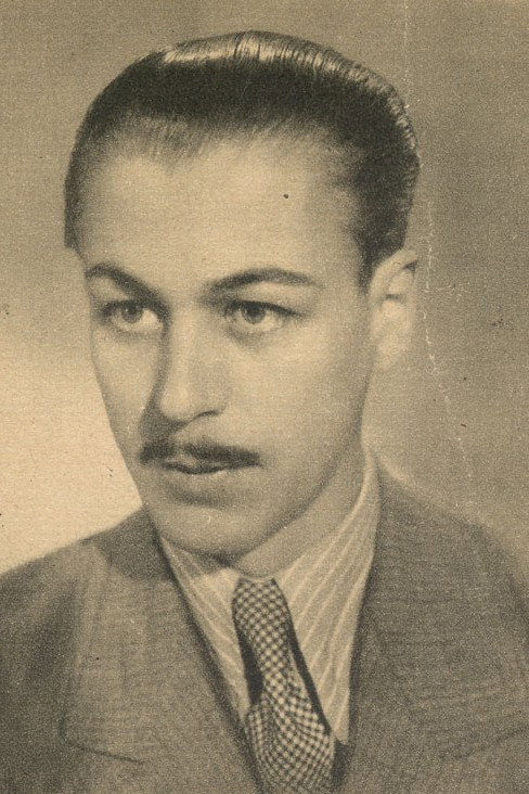 Heinz von Cleve as Harrison Howell in Küß mich Kätchen