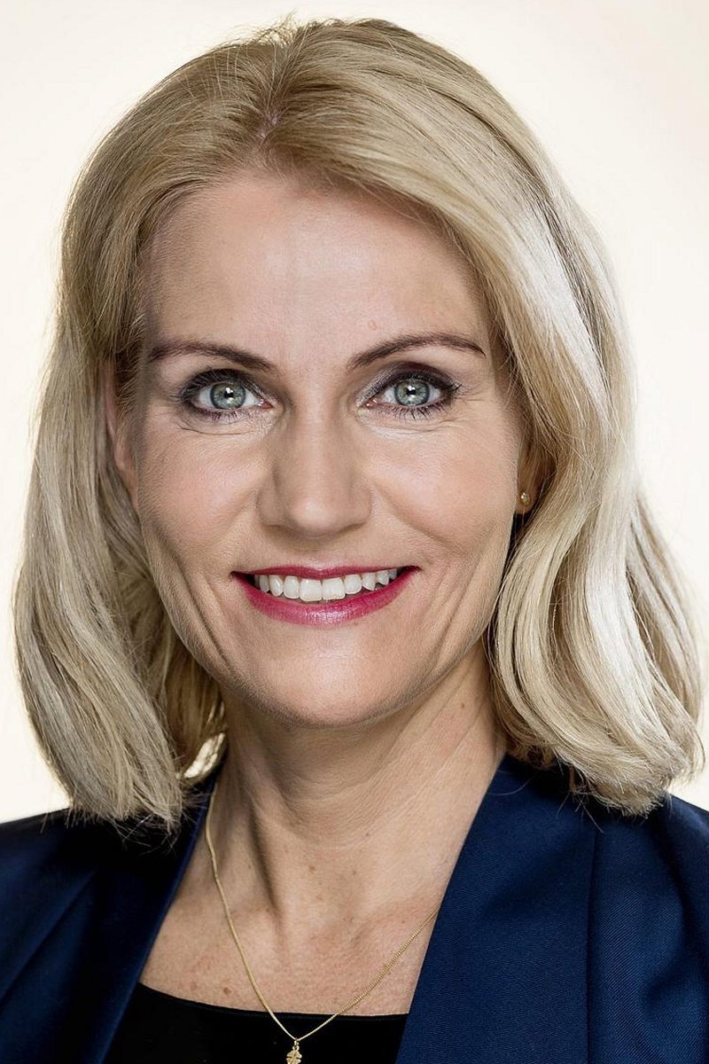 Helle Thorning-Schmidt as Sig selv in Statsministeren Helle Thorning-Schmidt