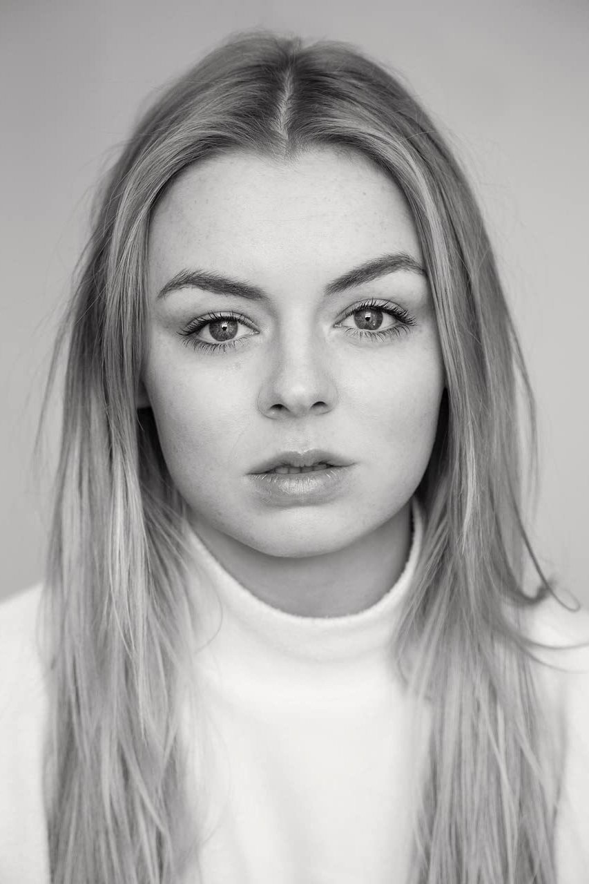 Shauna Higgins as Chantelle in Deadly Cuts