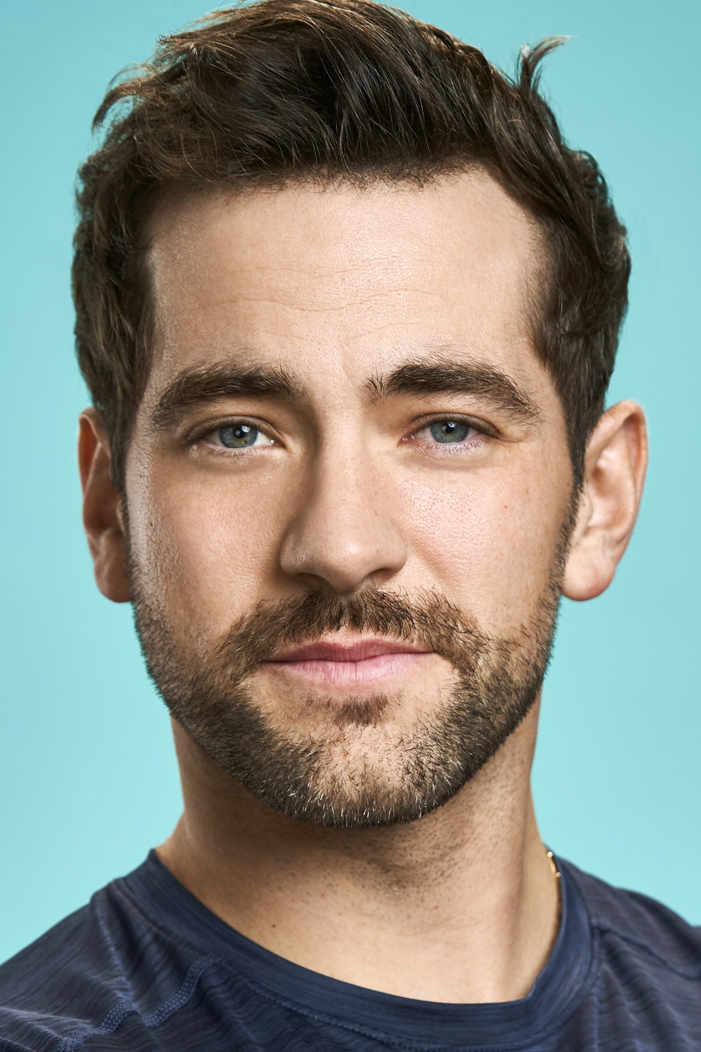 Patrick Quinn VanAuker as Roger Fielding in One Night Stand Murder
