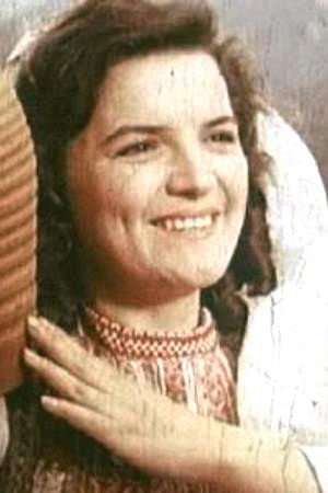 Adivie Alibali as Mamika in The Great Warrior Skanderbeg