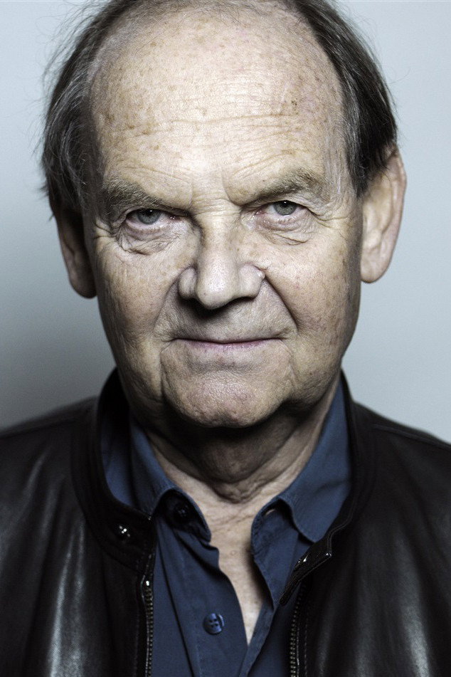 Philippe Ogouz as Jean-Claude Jaeger in Asphalt