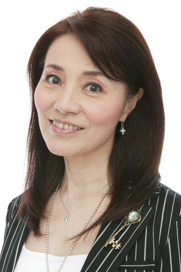 伊倉一恵 as Leila (voice) in Guy Double Target
