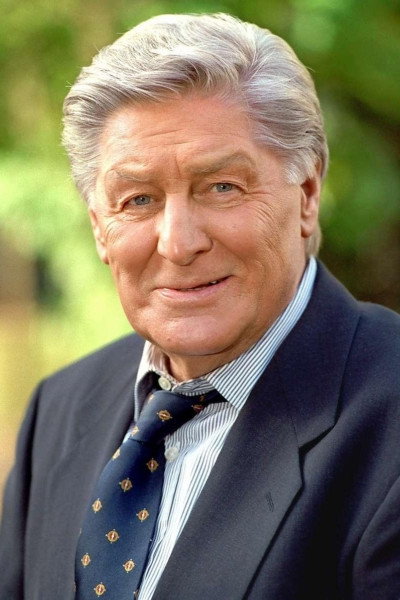 Günter Pfitzmann as Jochen Neubert in PS
