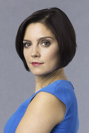 Annabel Scholey as Nina Defoe in The Split