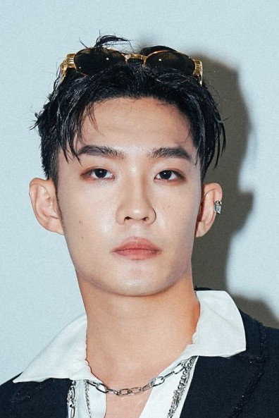 高胥崴 as Self in Love Casting