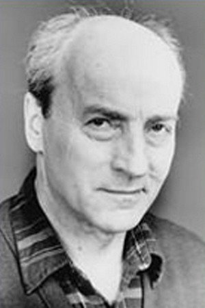 Marek Kępiński as Car Man in Żółw