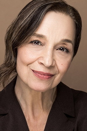 Karen Giordano as Vera Simone in Offstage Elements