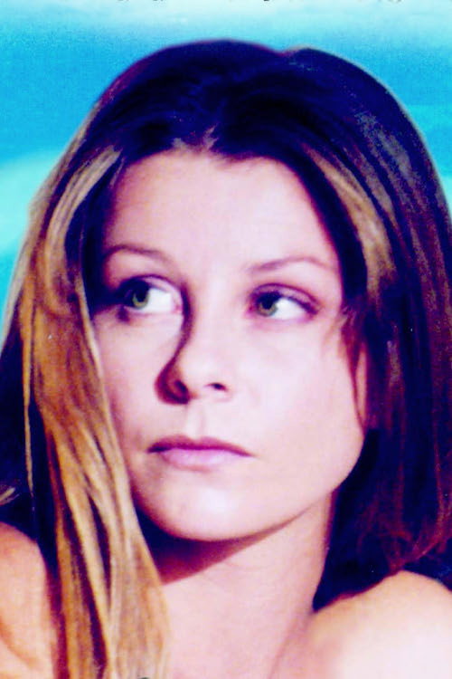Camilla Bergstrom as Linda in Shades of Day