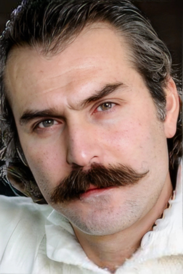 Numan Çakır as Kepçe Aktaş in Şevkat Yerimdar 2