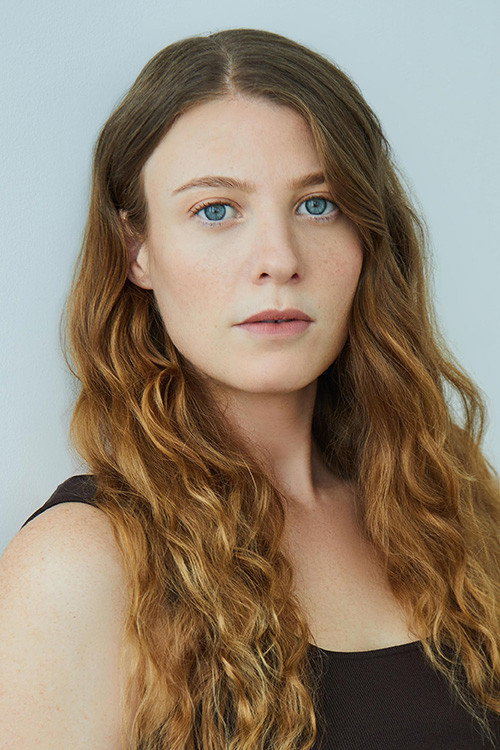 Olivia Beardsley as Cassie in I Want It Back!