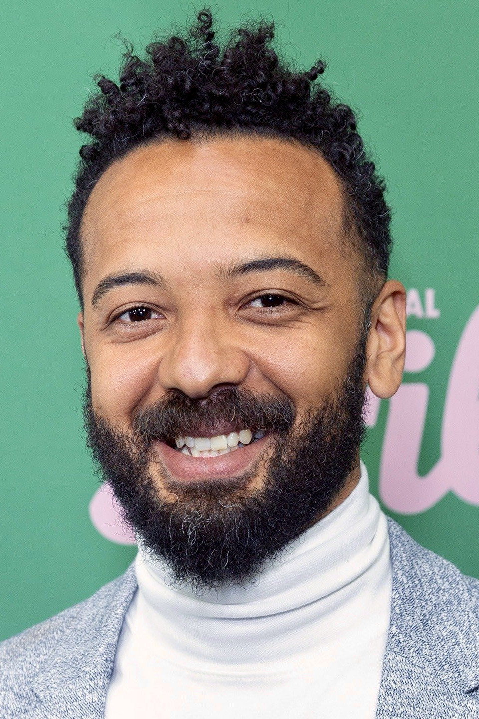 Ian Owens as Amadi in Shrill