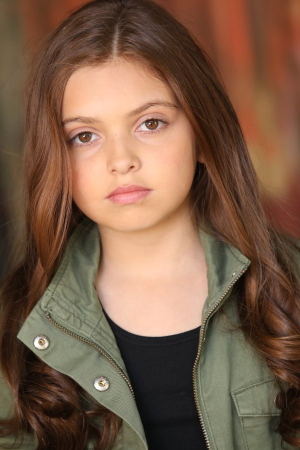 Jazlynn Belle as Student (uncredited) in Bluest Moon