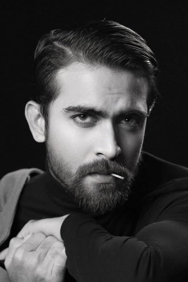 Farrukh Ahmed Rehan as Maruf in Neel Shukh