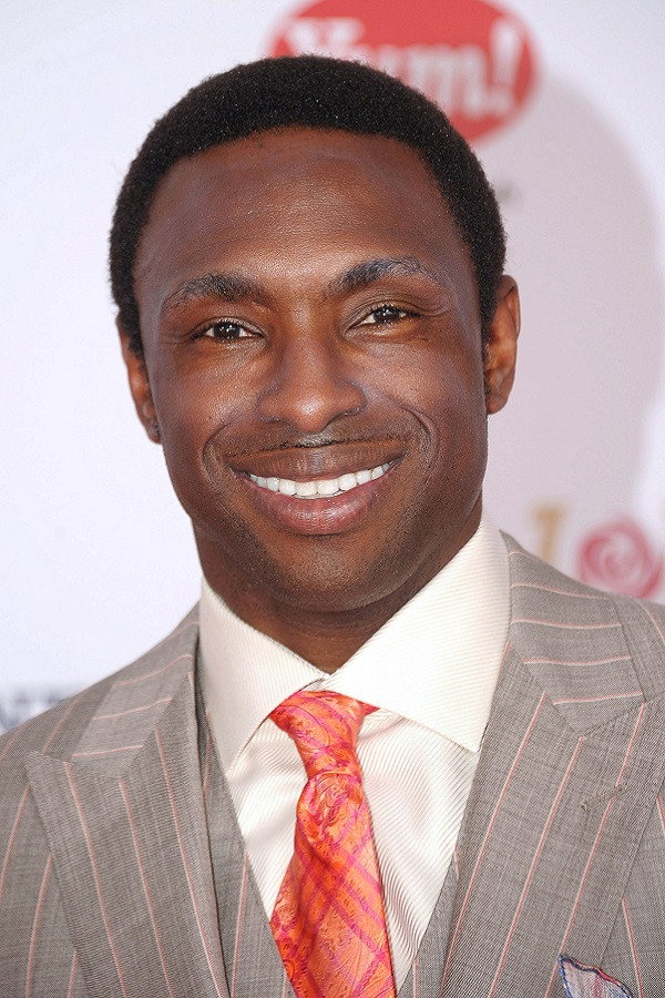 Avery Johnson as Elijah Proud in Mary Proud
