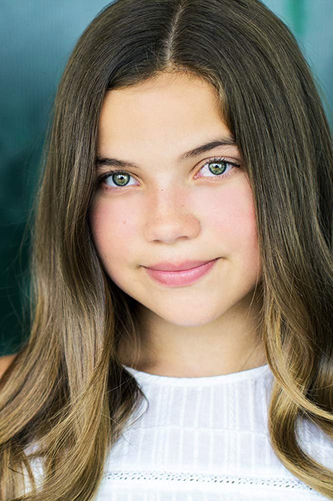 Genea Charpentier as Lindsay in Cruel Instruction