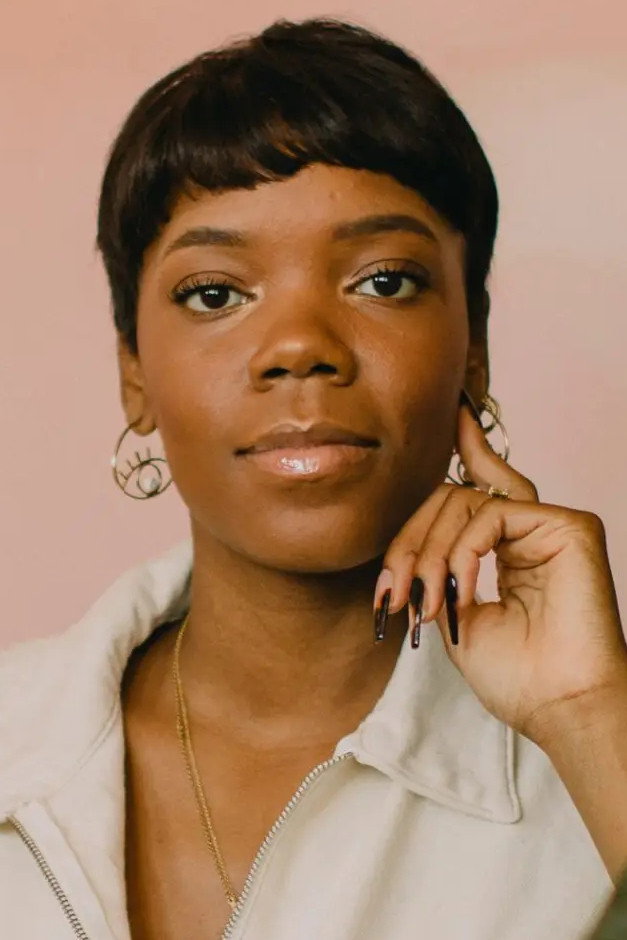 Brittney Winbush as Lila in Sportsfan