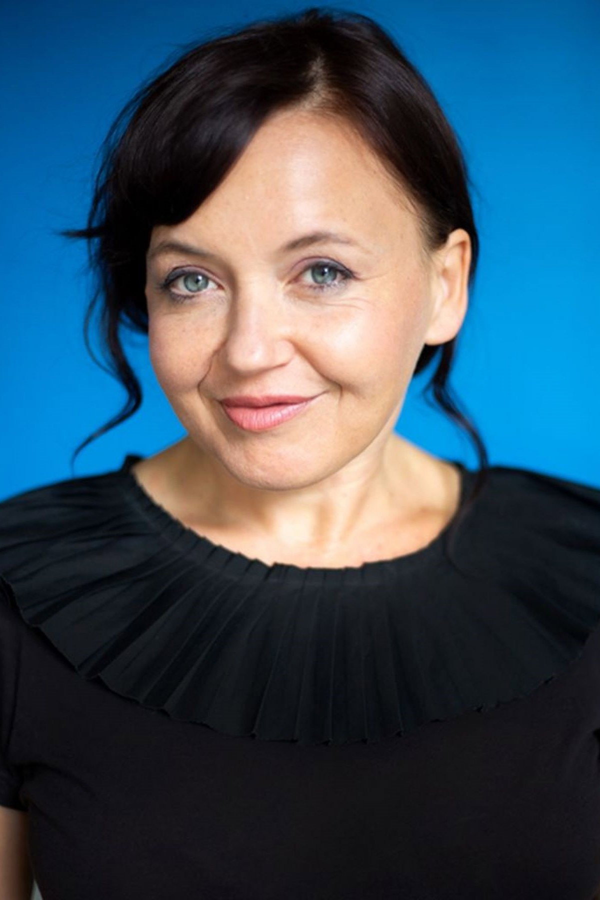 Dorina Maltschewa as Marion in Das Leben ist keine Autobahn