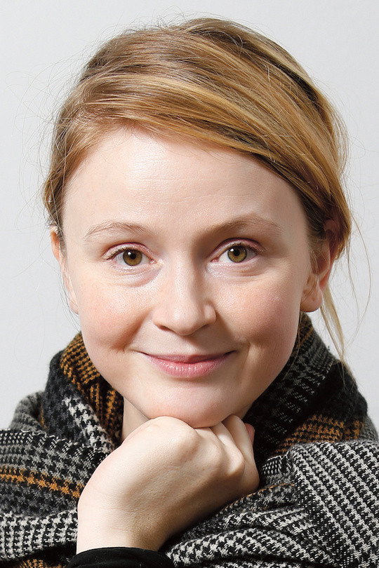 Marie Doležalová as Alexandra 'Saša' Bůčková in Comeback