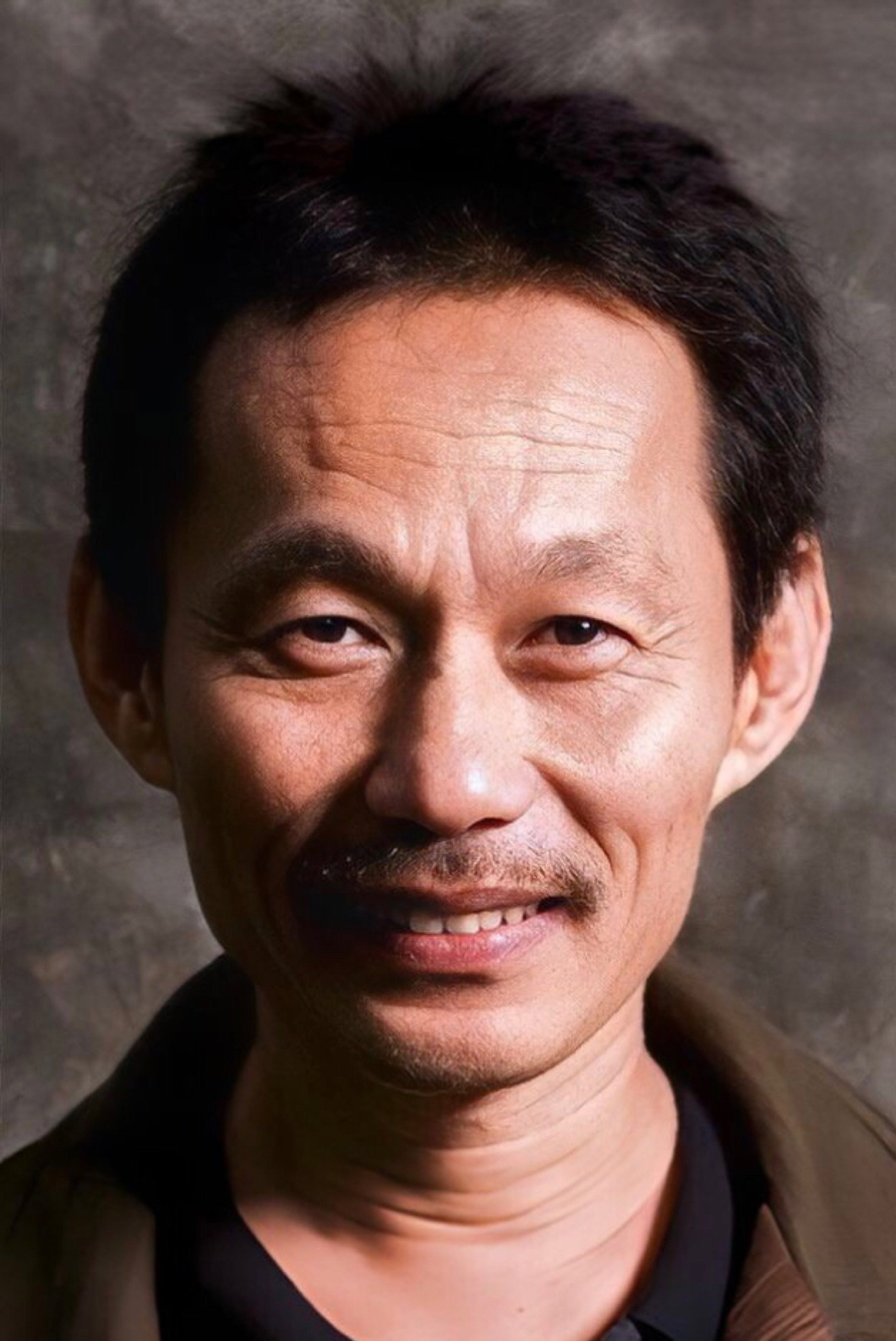 อดิเรก วัฏลีลา as Grandpa in 15+ Coming of Age