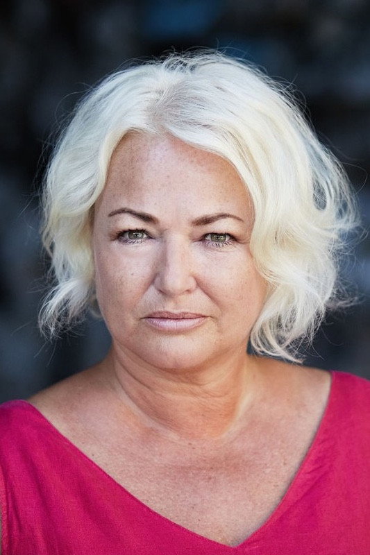 Judith Steinhäuser as Louisa in Krokodil