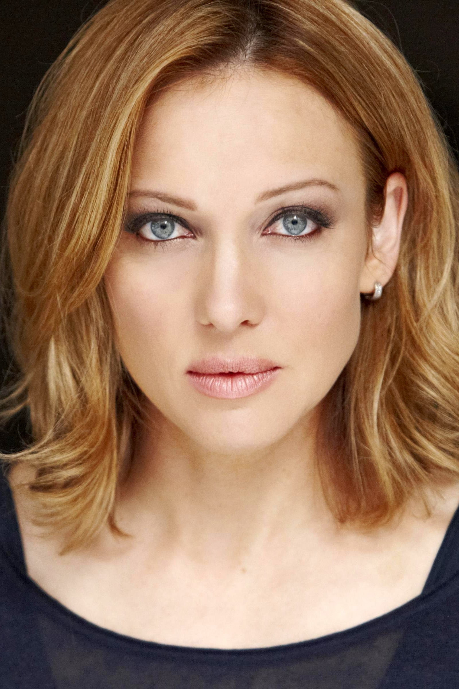 Kate Beahan as Michelle in The Return