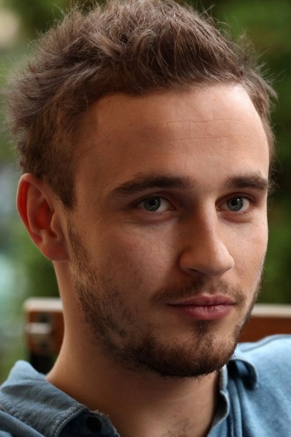 Péter Sándor as Bor Imre in Örök hűség