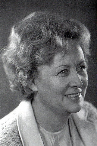 Ирина Ликсо as Anna Andreyevna in Humiliated and Insulted