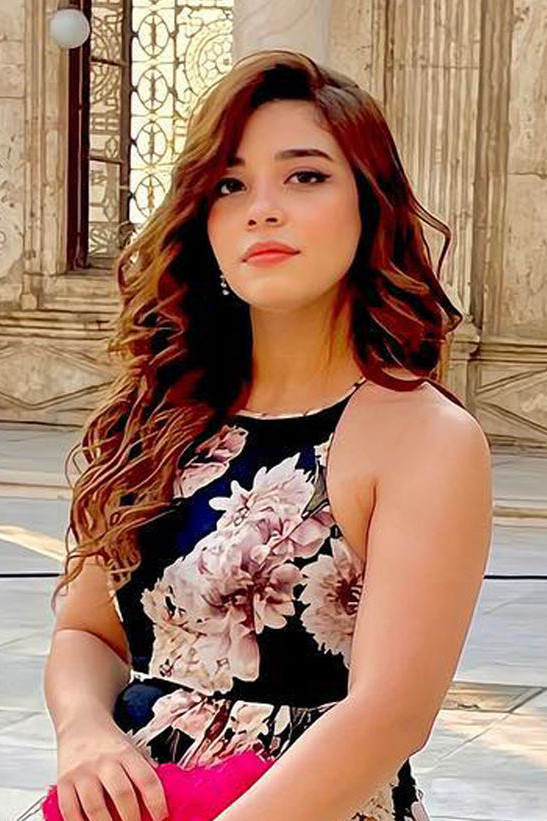 Nada Maher as ليلى in The Flirtation of Girls