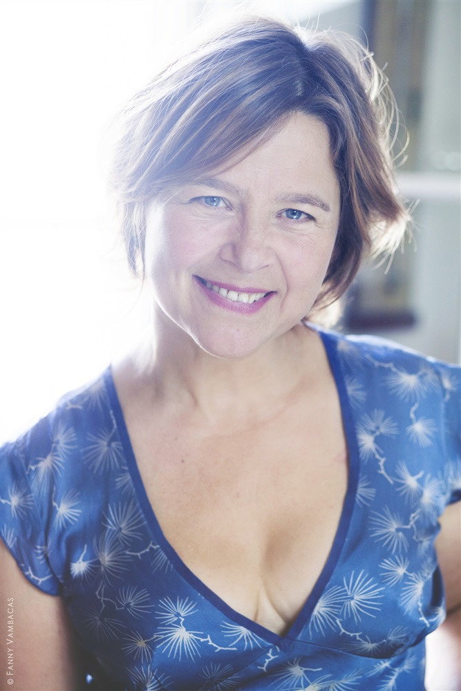 Christine Sireyzol as Justine in The Night and the Moment