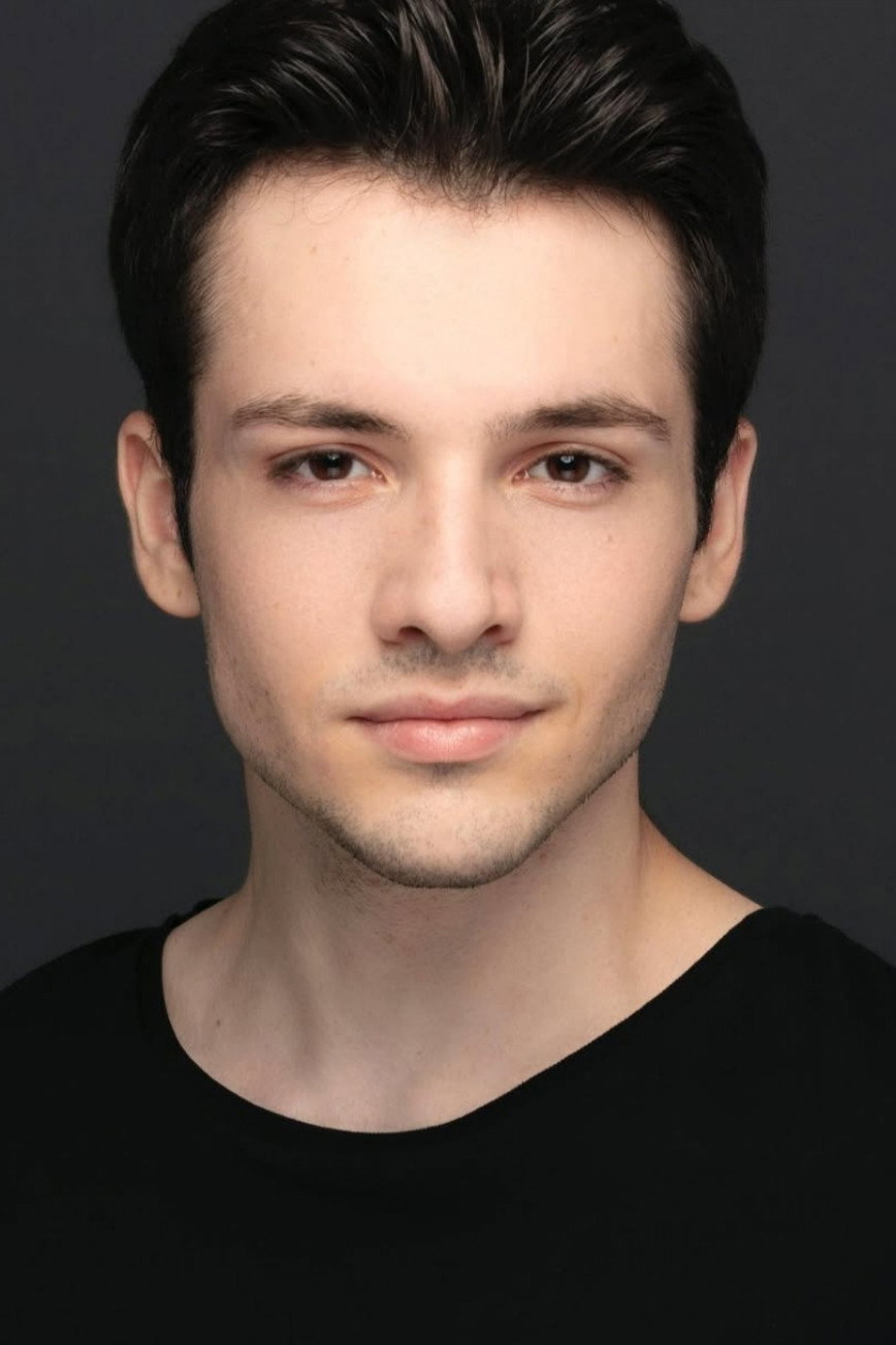 Ahmet Haktan Zavlak as Ege in 3391 Kilometers