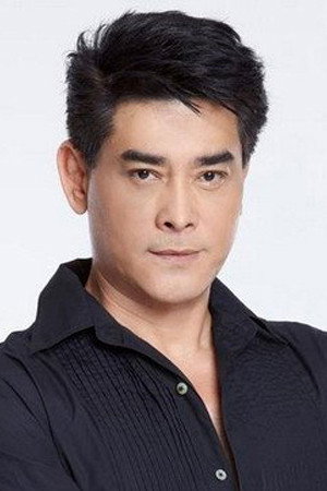 Lek Aisul as General Wien in Angkor