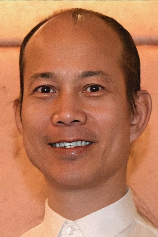 蘇民峰 as 蘇民峰 in 40 Day Wild Vacation