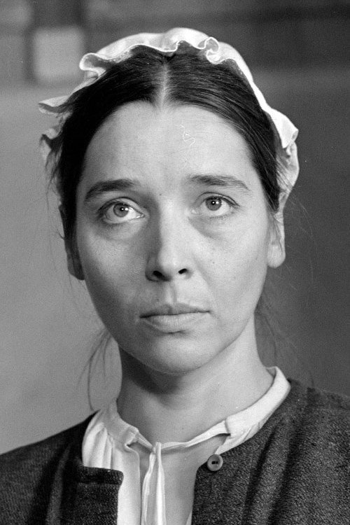 Libuše Geprtová as královna Kornélie in O princi, který měl o kolečko víc