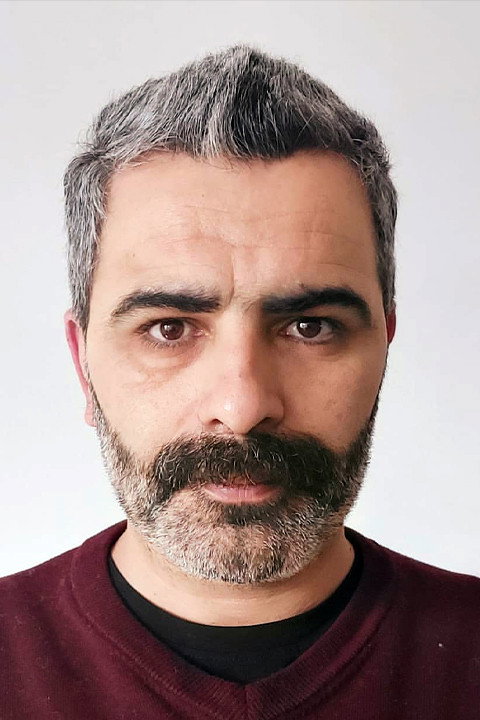 Yunus Albayrak as Tamirci in I'm Raining Down into the City