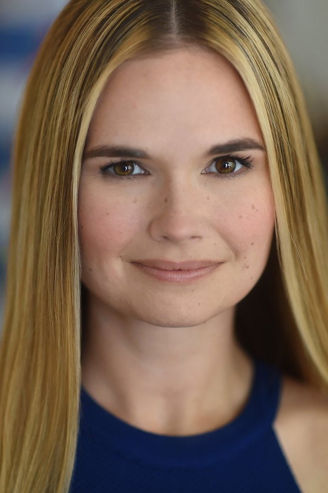 Meredith Jackson as Alice in Teardrop