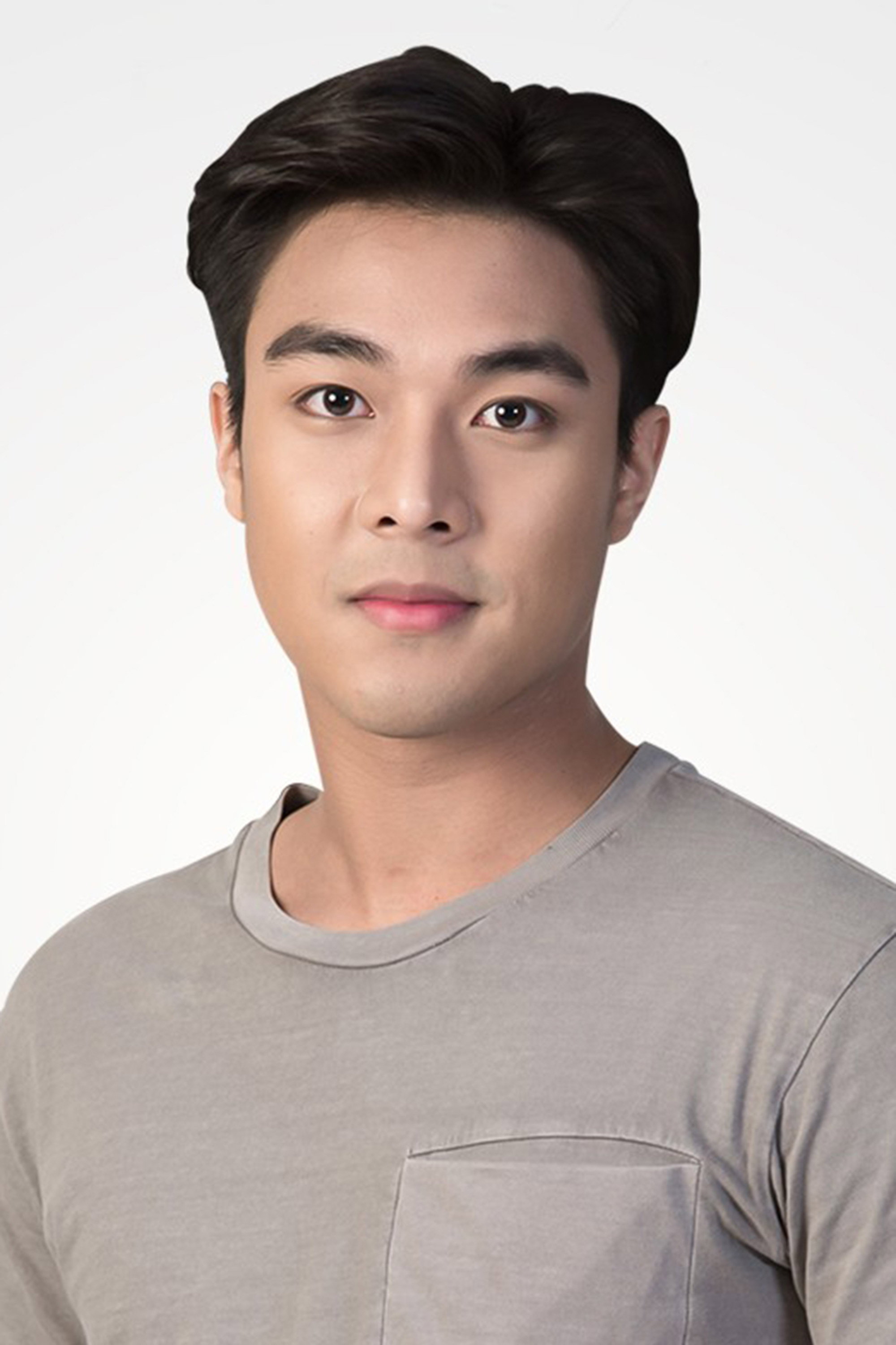 ปาริธ ทิมทอง as Tae in Don't Come Home