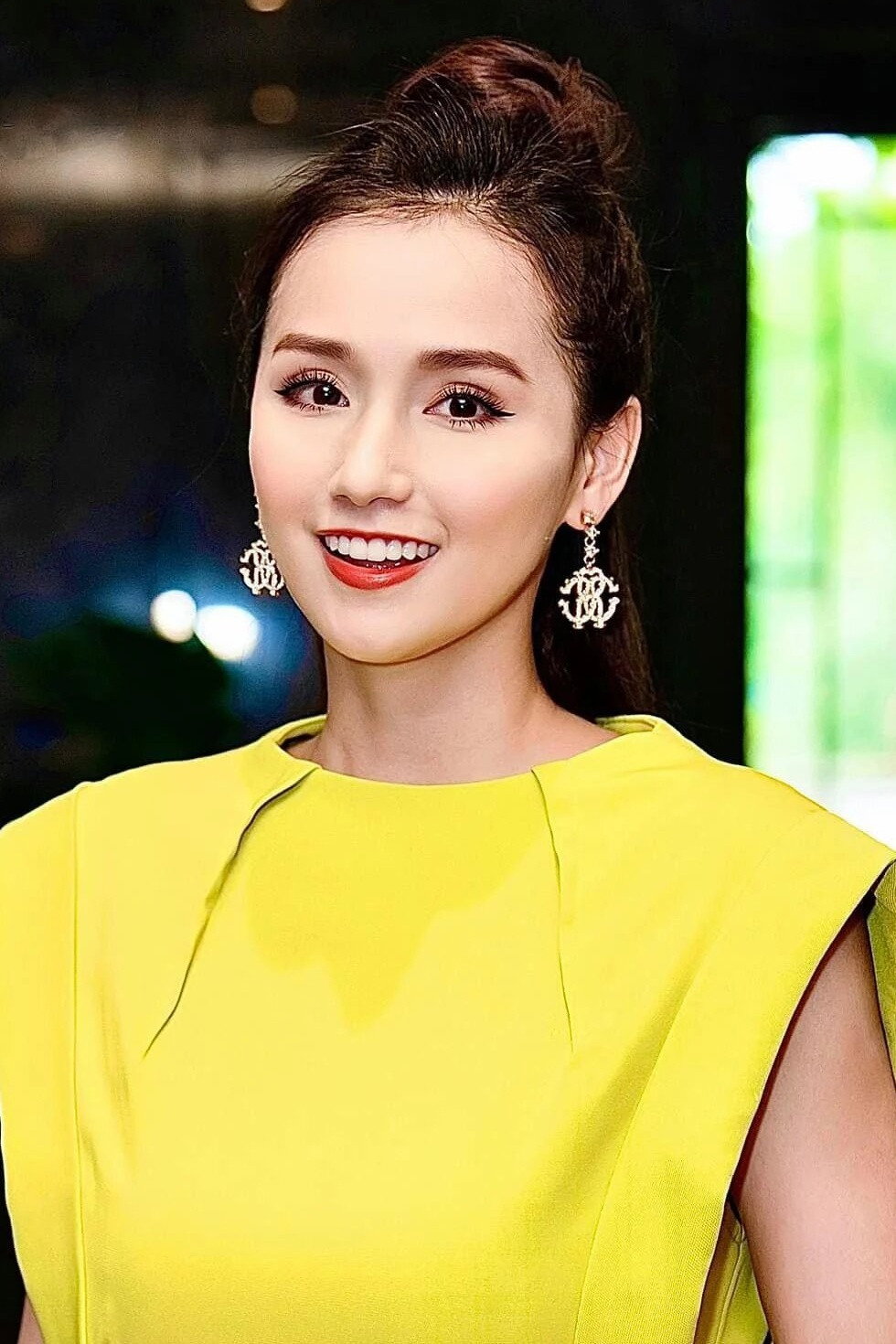 Lã Thanh Huyền as Lam in Zippo, mù tạt và em