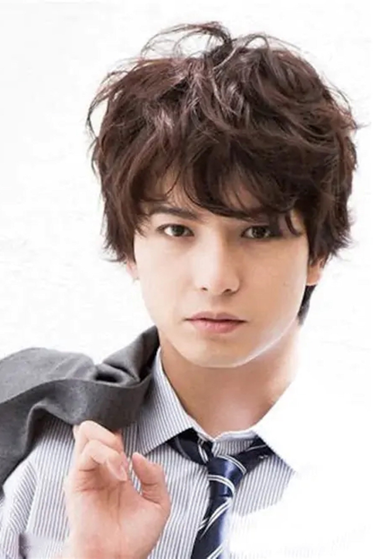 中村優一 as 樱井侑斗 in Kamen Rider Den-O