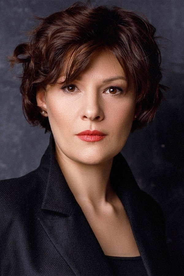 Елена Мартыненко as Настасья Филипповна in The Idiot