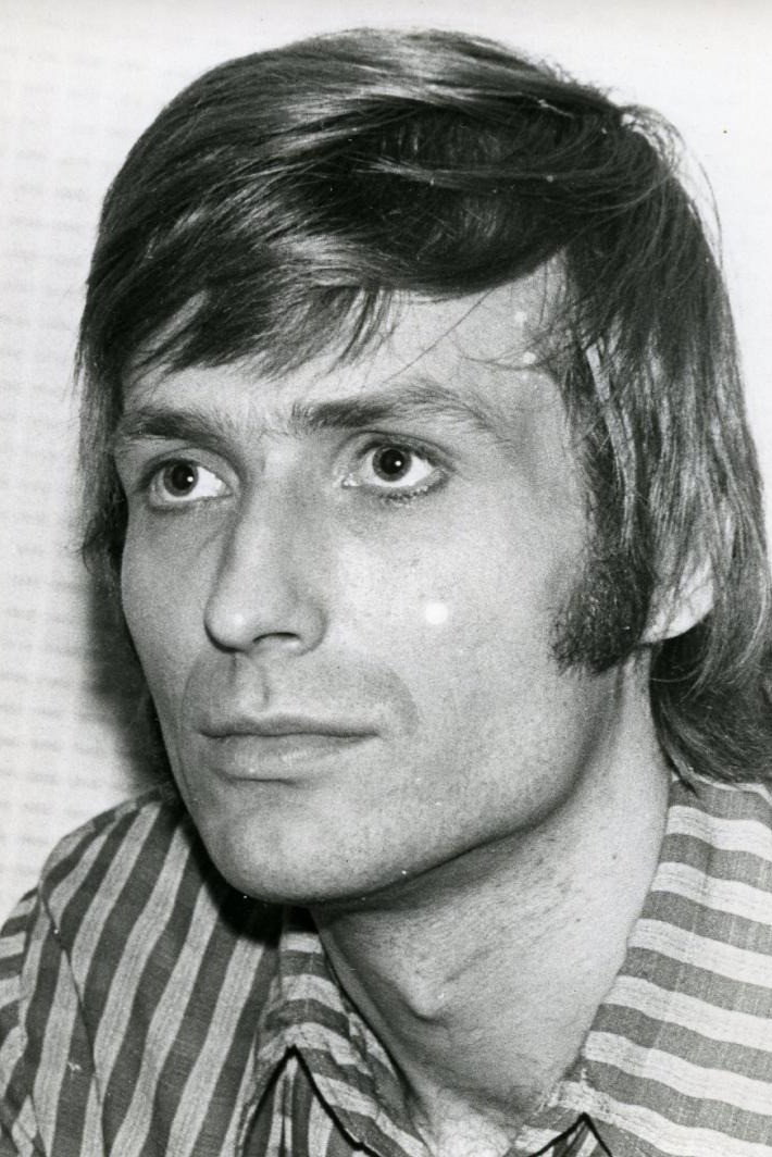 Ago Roo as Pensioner in An Affair of Honor