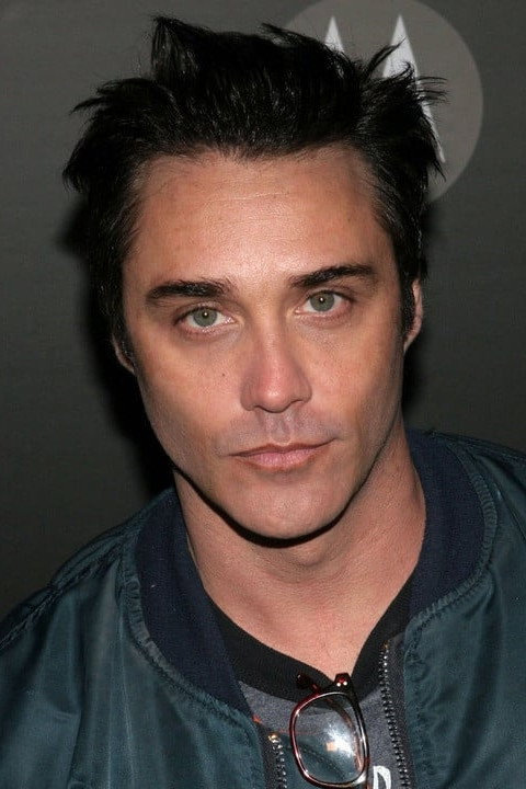 Vincent Young as Noah Hunter in Beverly Hills, 90210