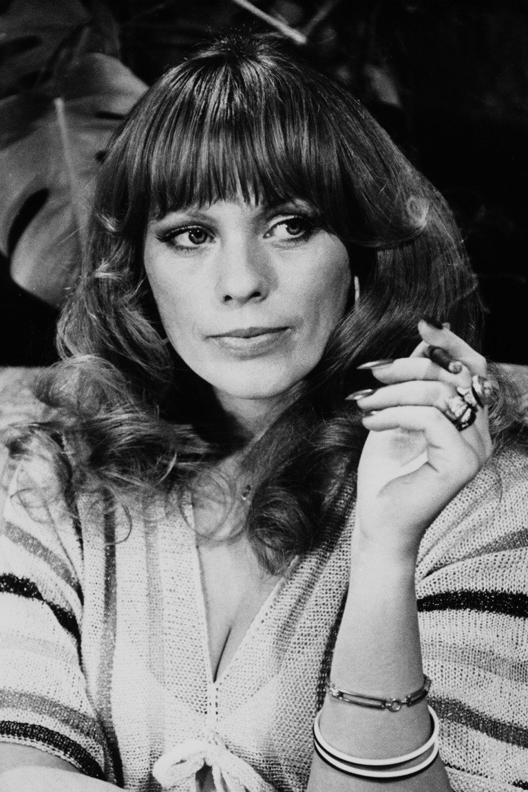 Elga Sorbas as Rosy in Katzelmacher