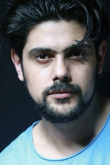 Rafiz Mehdizadə as Farid in Lost Life