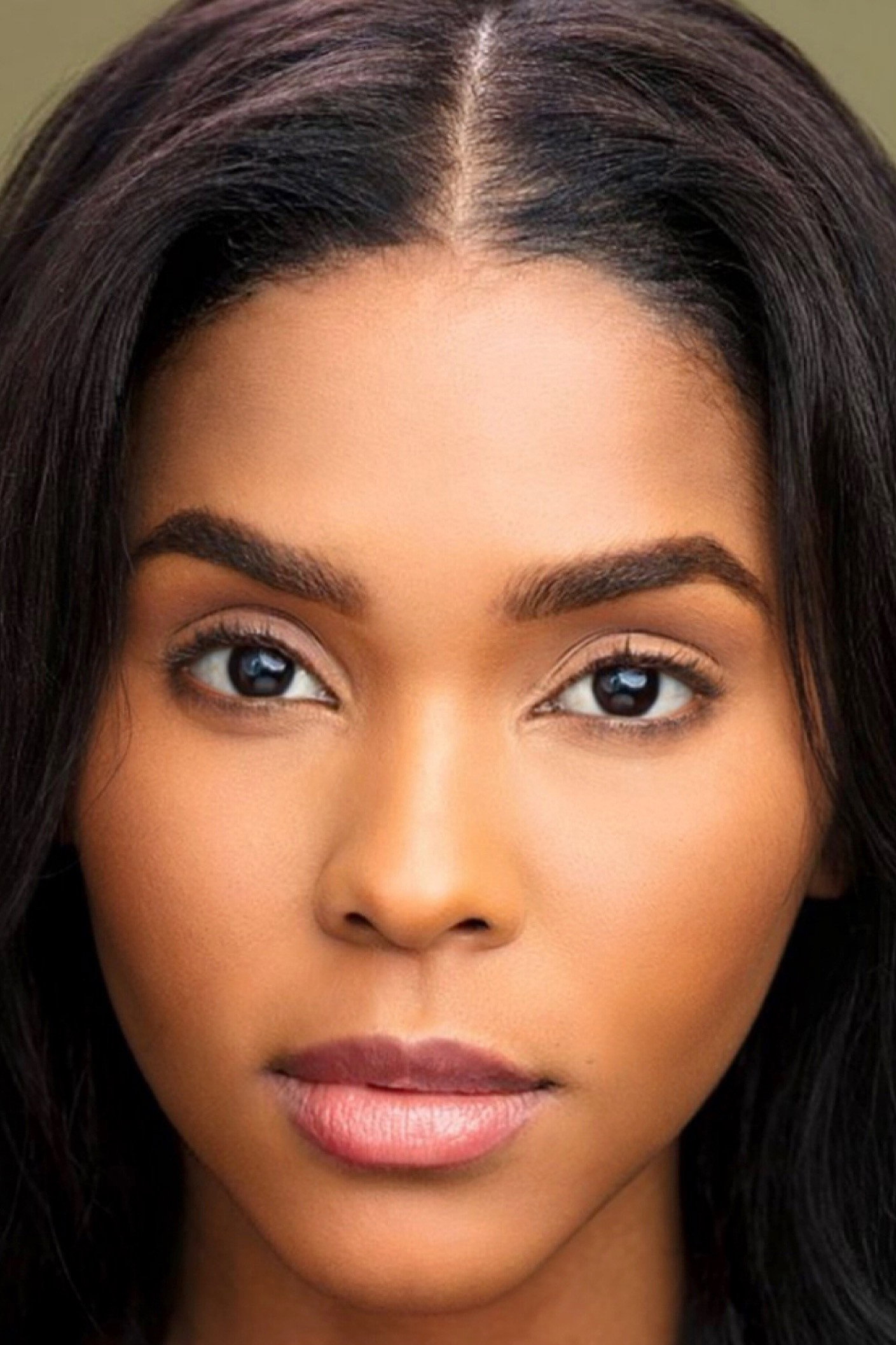 Francheska Pujols as Katrina in Mangú Aquí