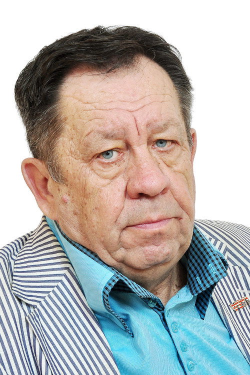 Сергей Максимов as Язва, завязавший вор-рецидивист in Diamond Hunters